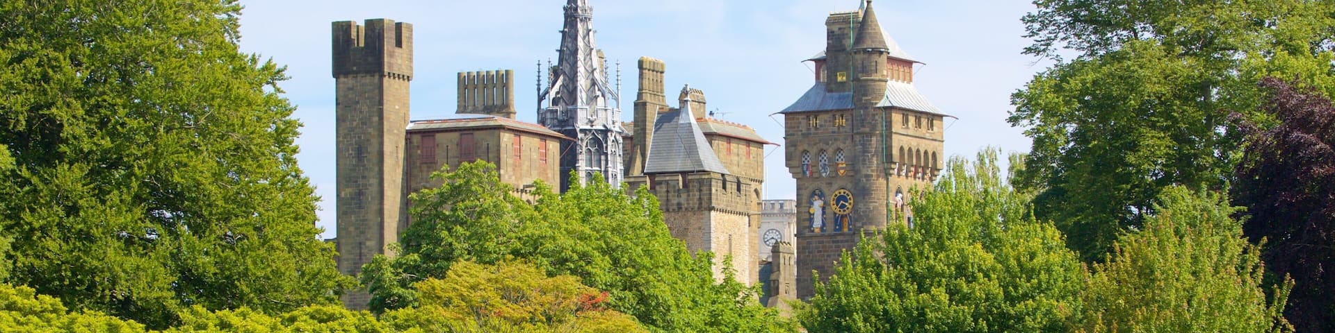 Bute Park mit einem Burg, Park und historische Architektur