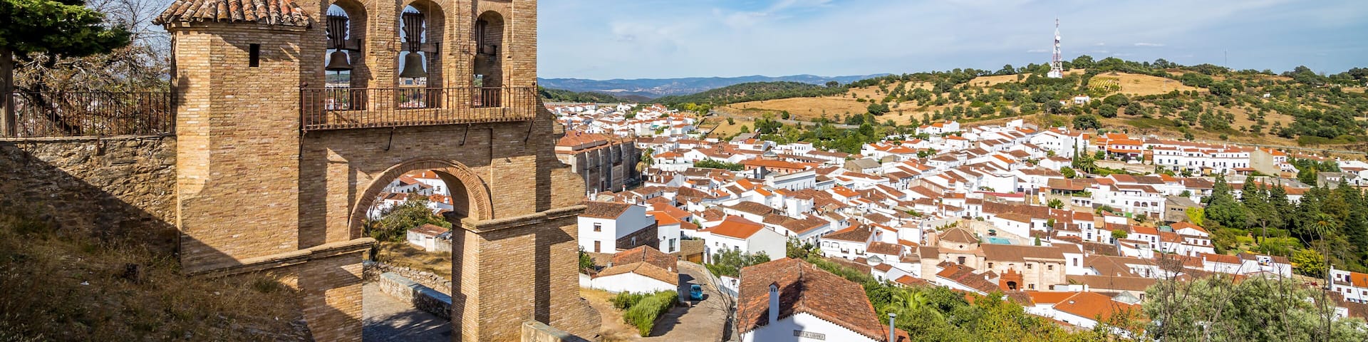 Miasto Aracena w prowincji Huelva w Hiszpanii