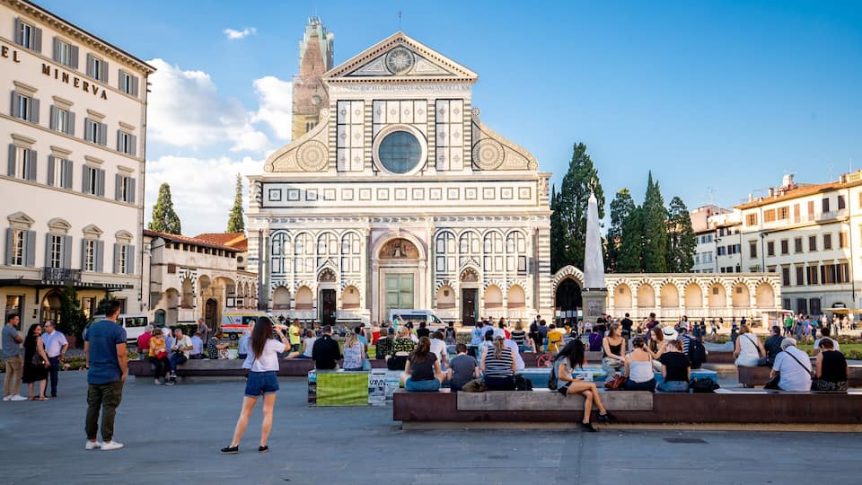 Santa Maria Novella which includes heritage architecture, a church or cathedral and street scenes