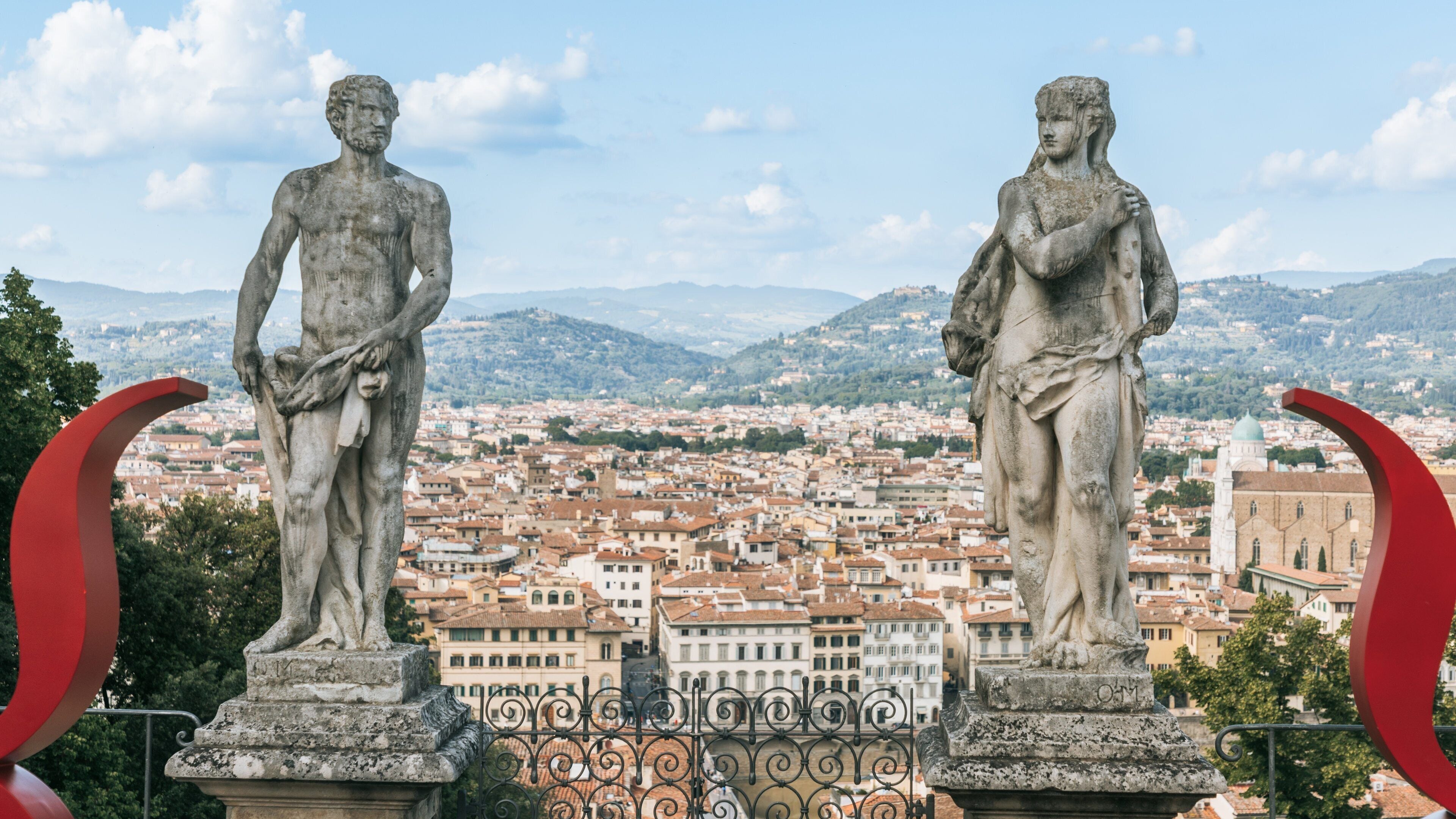 Oltrarno featuring a statue or sculpture, landscape views and heritage elements