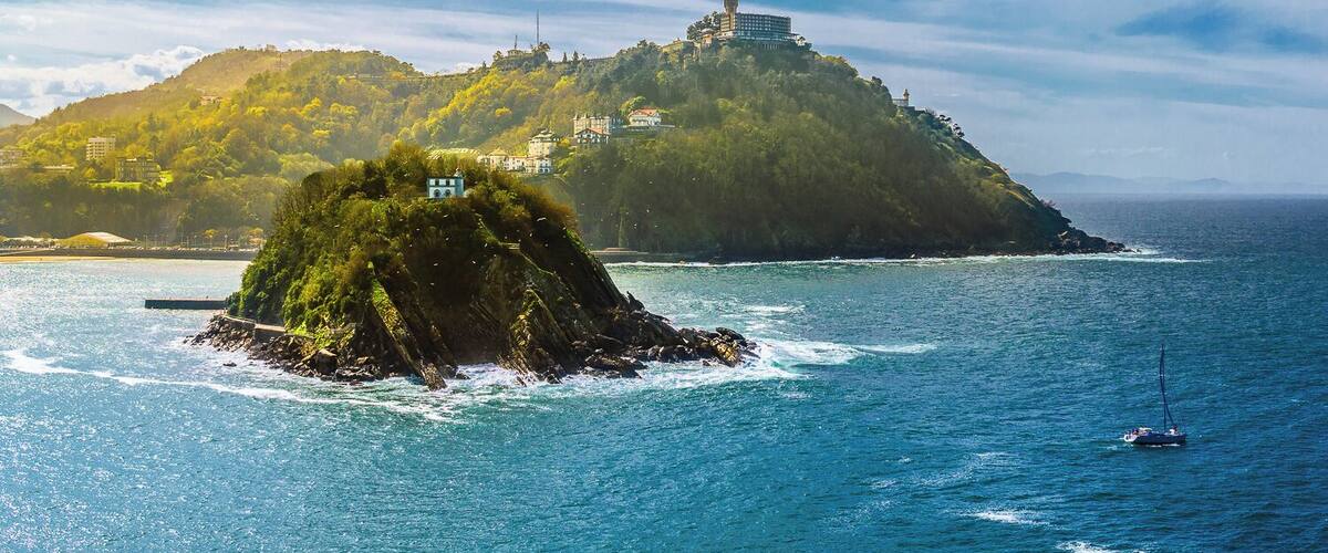 Lovely island of Santa Clara - San Sebastian, north Spain