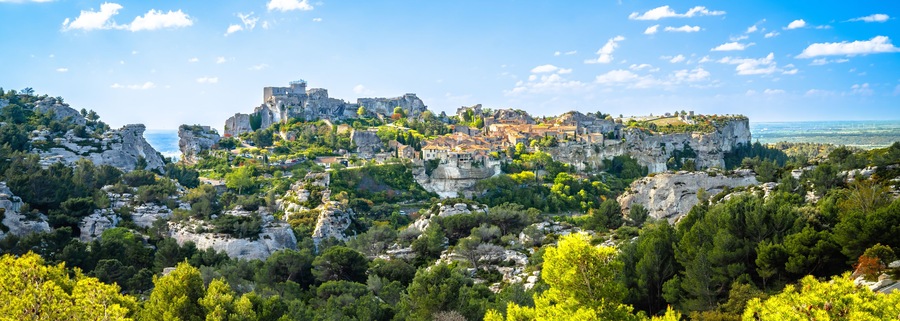 Les Baux de Provence scenic town on the rock panoramic view