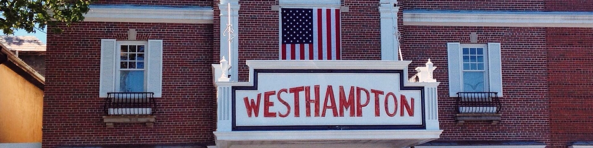 A great place to hear some live music. West Hampton is such a cool little town, a bit ritzy but still cozy and quaint. Very fun to be near the beach and stop in town for a quick ice cream cone.