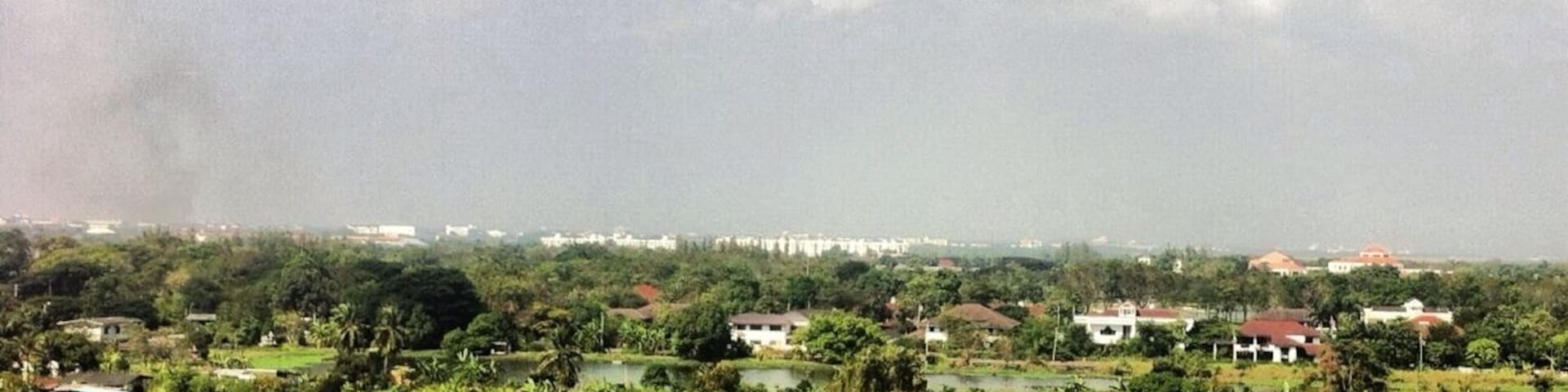 The 🎁view out the 🏦window ... 🐥Birds chirping, 🐔roosters crowing, ✈️planes landing, watching the 🚣locals throw net to 🐟🐟🎣fish in the pond. 🍃🌿🌾in #Thailandtoday