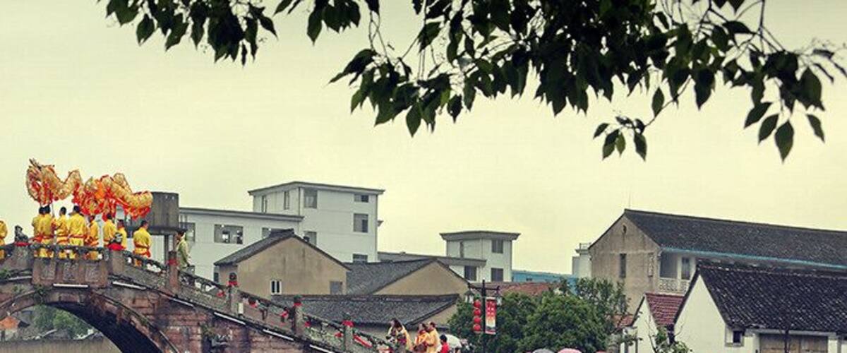 #Jiangnan water town. 江南水乡.
https://twitter.com/Beautifulgx