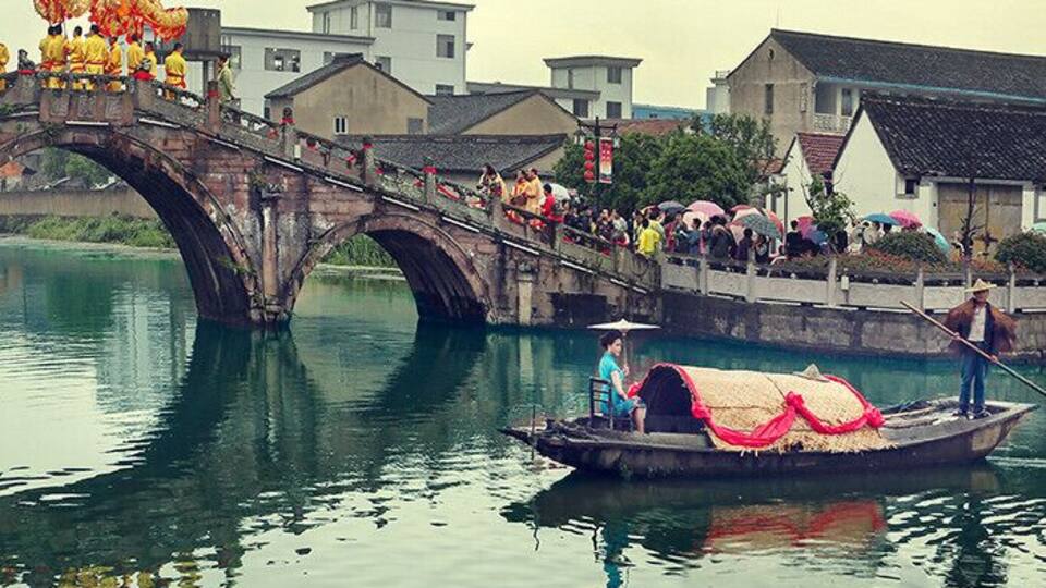 #Jiangnan water town. 江南水乡.
https://twitter.com/Beautifulgx