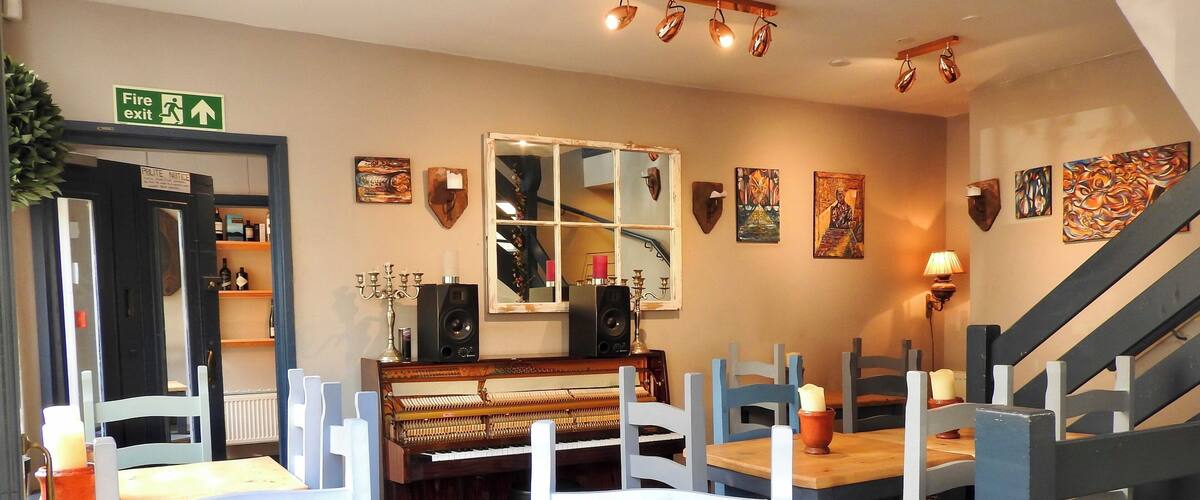 Cafe/restaurant in Bath, England (June 2017)