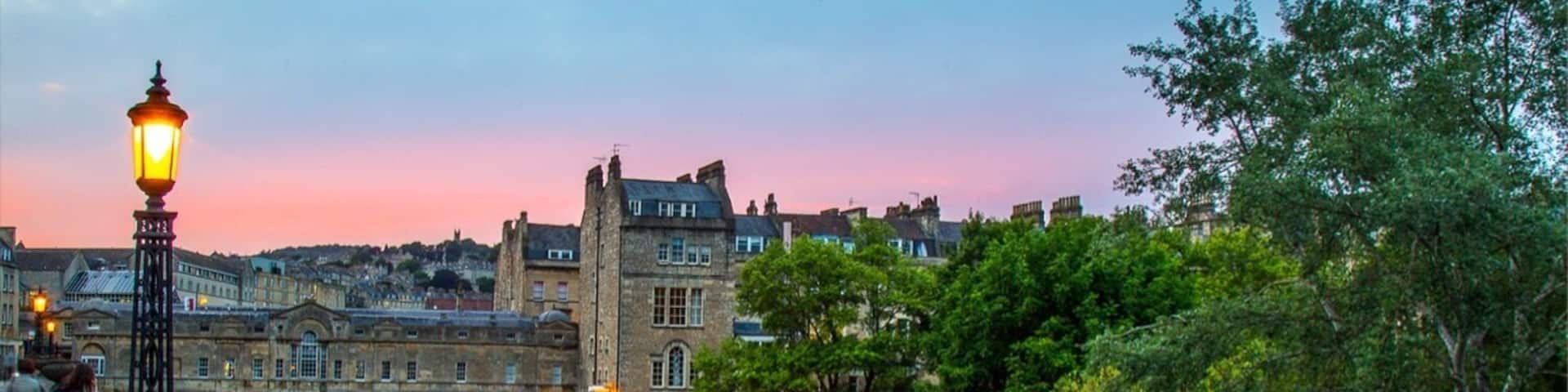 Pulteney Bridge at sunset in Bath, England.