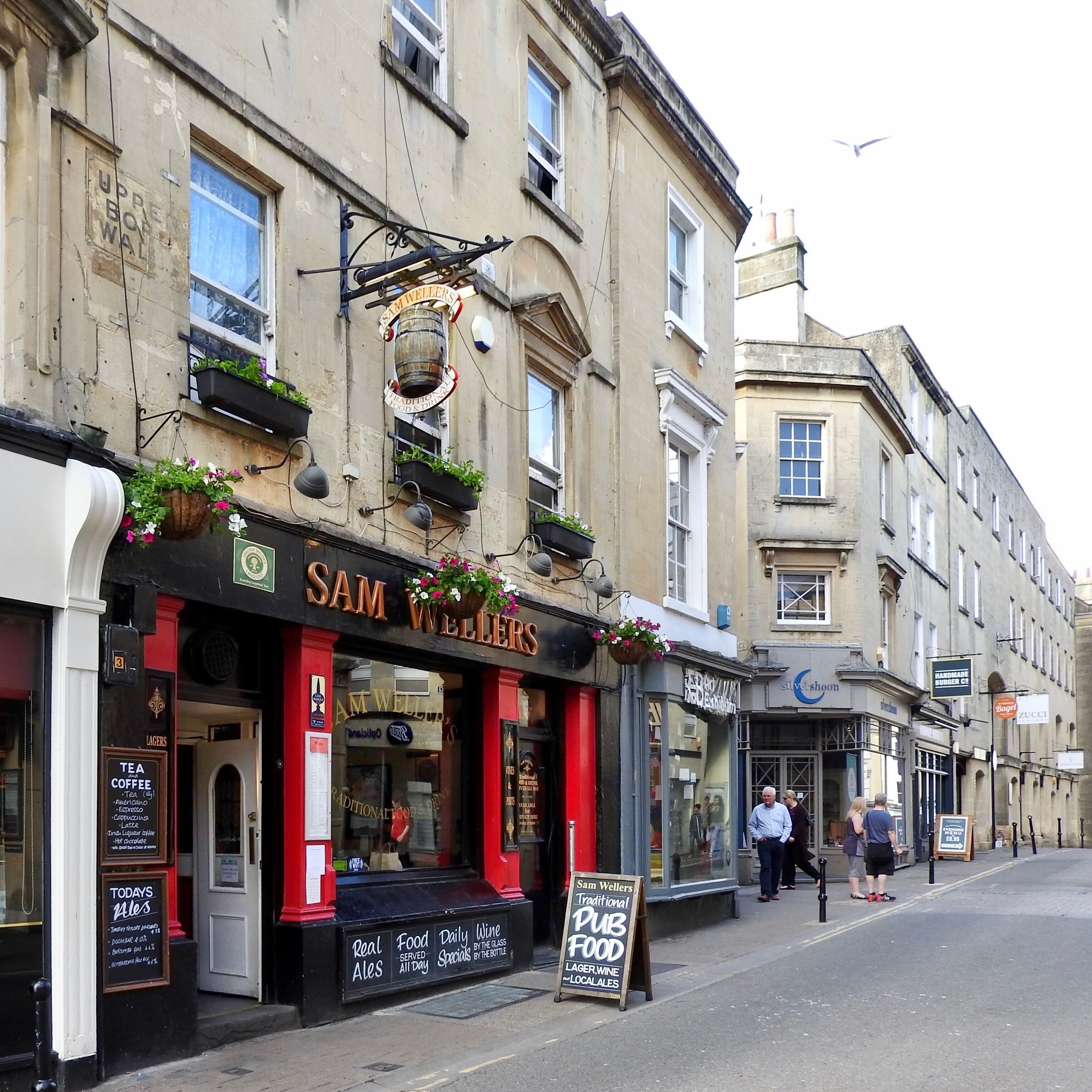 Pub in Bath, England (June 2017)