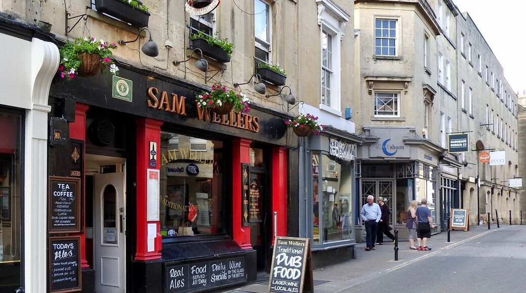 Pub in Bath, England (June 2017)