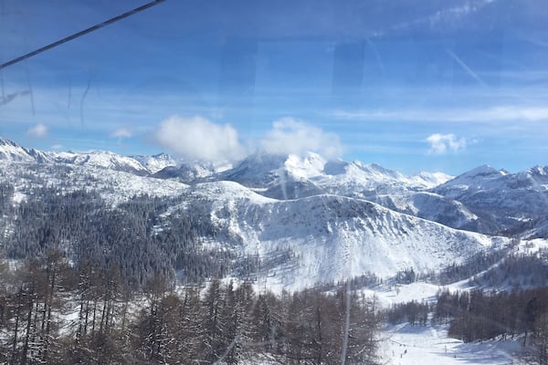 Skiing in Zauchensee