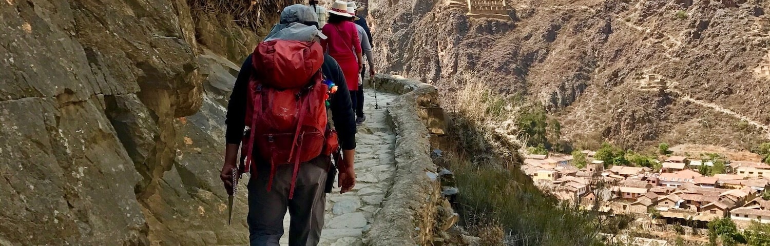 Hiking along the cliff pathway at the ruins.
#TakeAHike