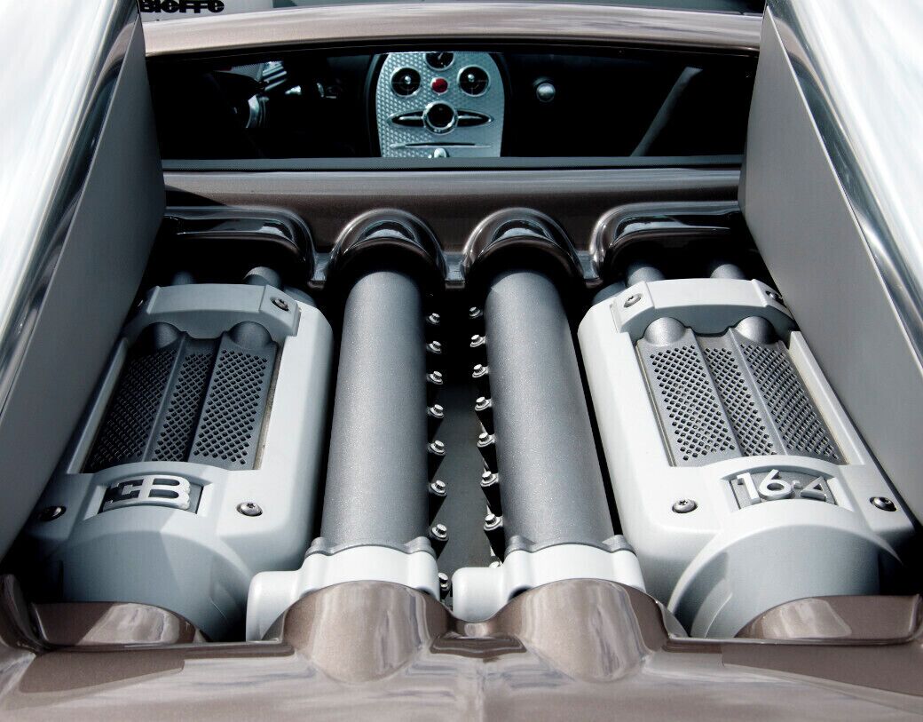 Cholmondley castle hold an annual "Pageant of Power" an annual motorsports event. This is a Bugatti Veyron that I was able to get very close to at the event