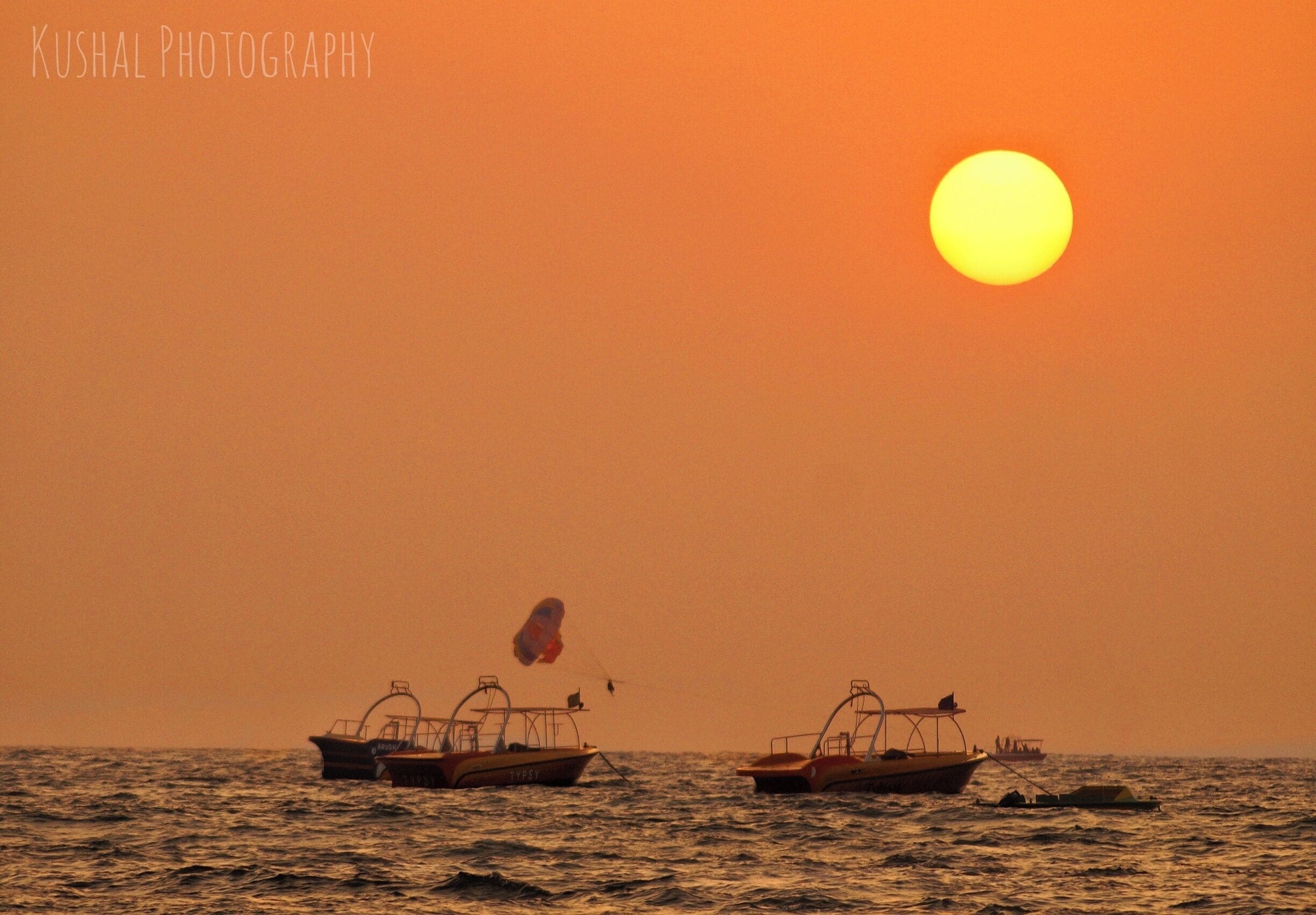 Beautiful view of the setting sun 😍
#Goa
#Beach
#Sunset
#bruisedpassports