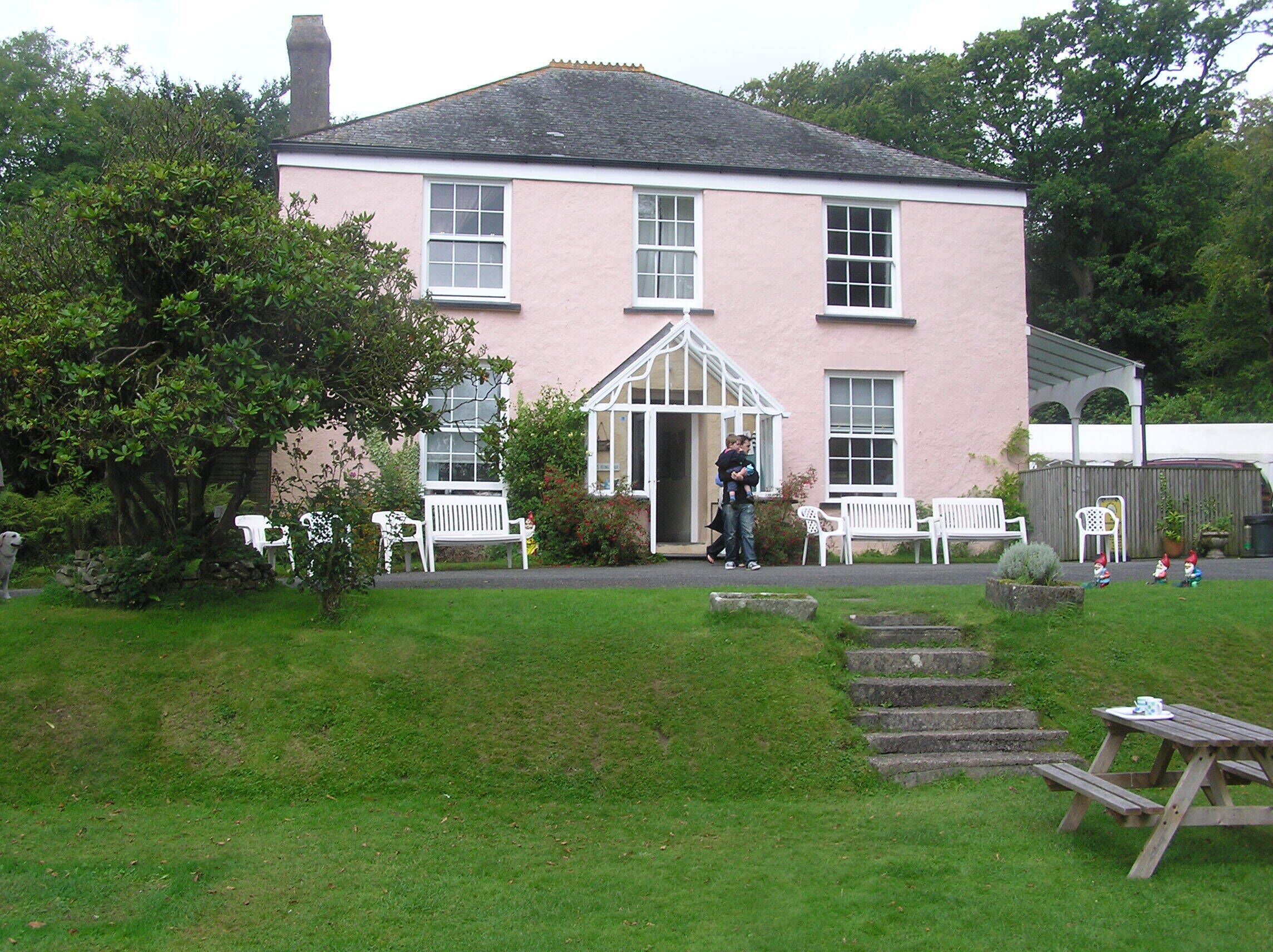 Gnome Reserve HQ, August 2011