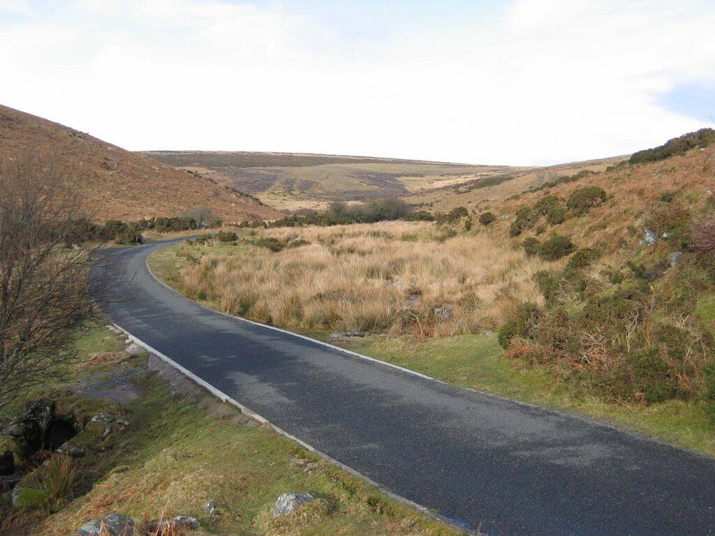 The Avon valley near Long-a-Traw. This is the access road to the dam that provides a good surface road for the bridleway which is regarded as an easy access route for disabled people, although from personal experience I can that the gradient is fierce if one is pushing a wheelchair up it ! The valley area is known as Long-a-Traw, though I know not why, and in the distance is Gripper's Hill. See 1765025.