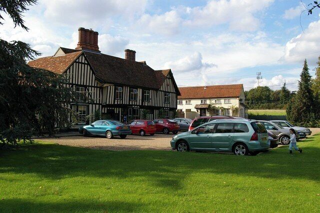 White Hart Plus Thirty Years This is a photo of listed building number 1123017.
