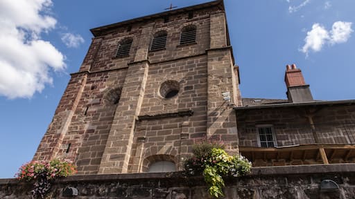 Ussac (Corrèze, France) - Eglise Saint Julien