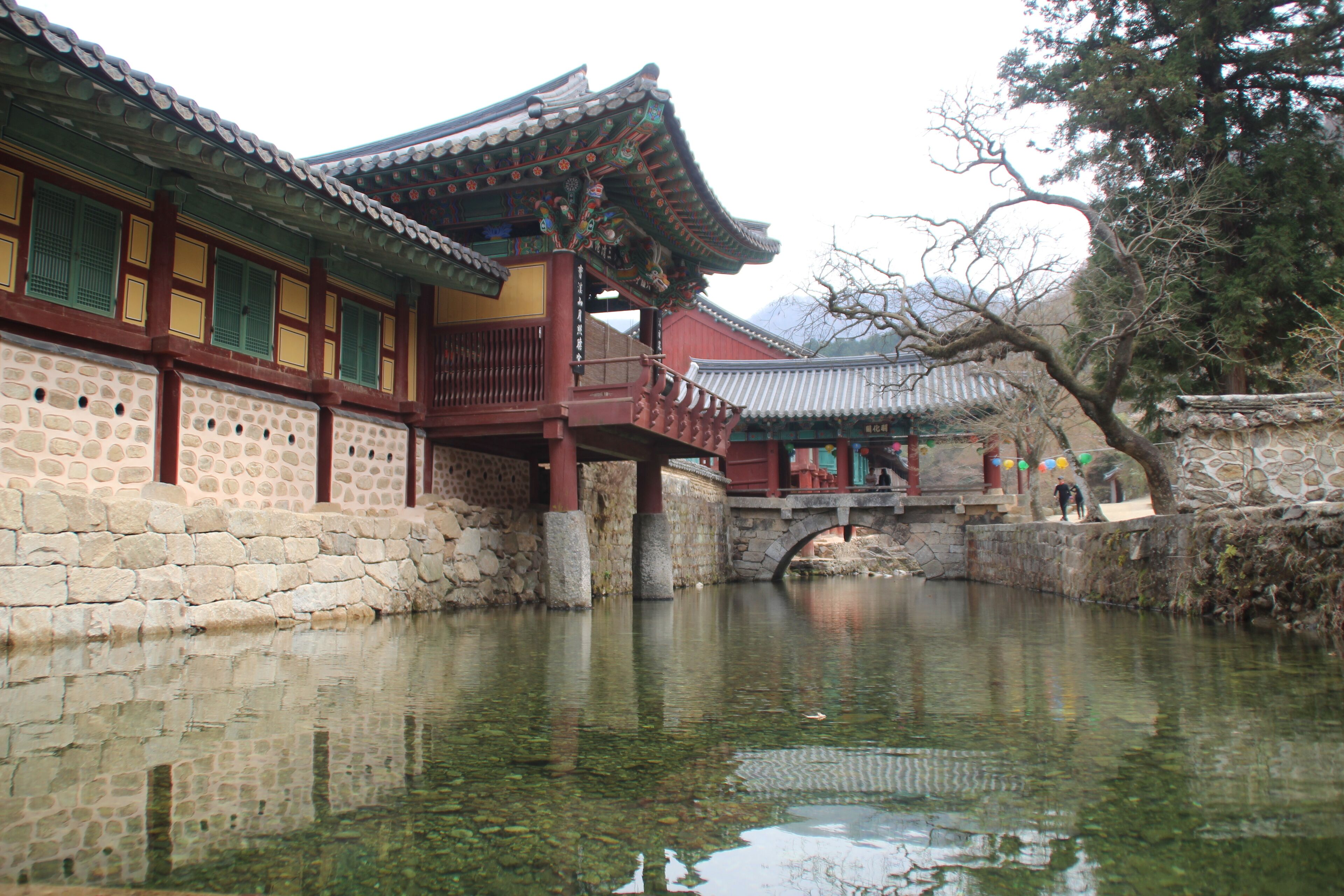 This media shows the cultural heritage monument in South Korea with the number: