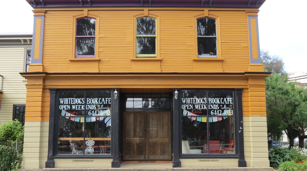 Wynyard ofreciendo arquitectura patrimonial y compras