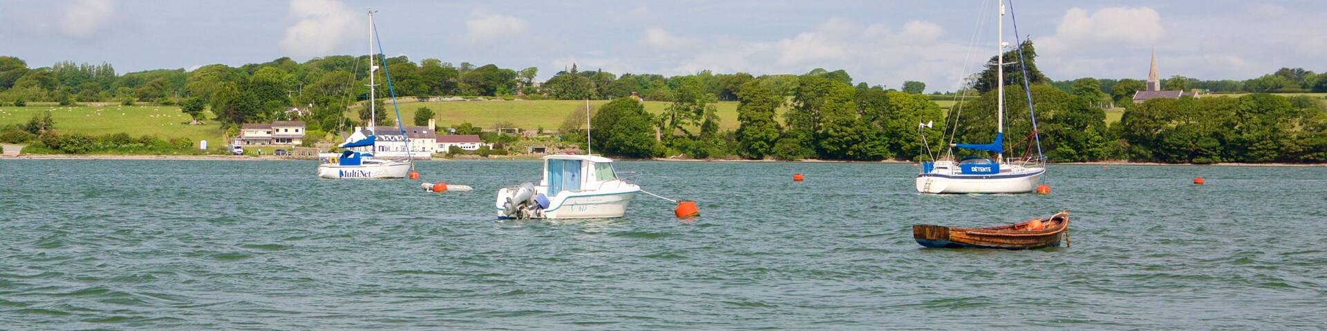 Y Felinheli which includes boating, general coastal views and sailing