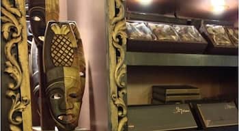 The truffle cake here is amazing!!!