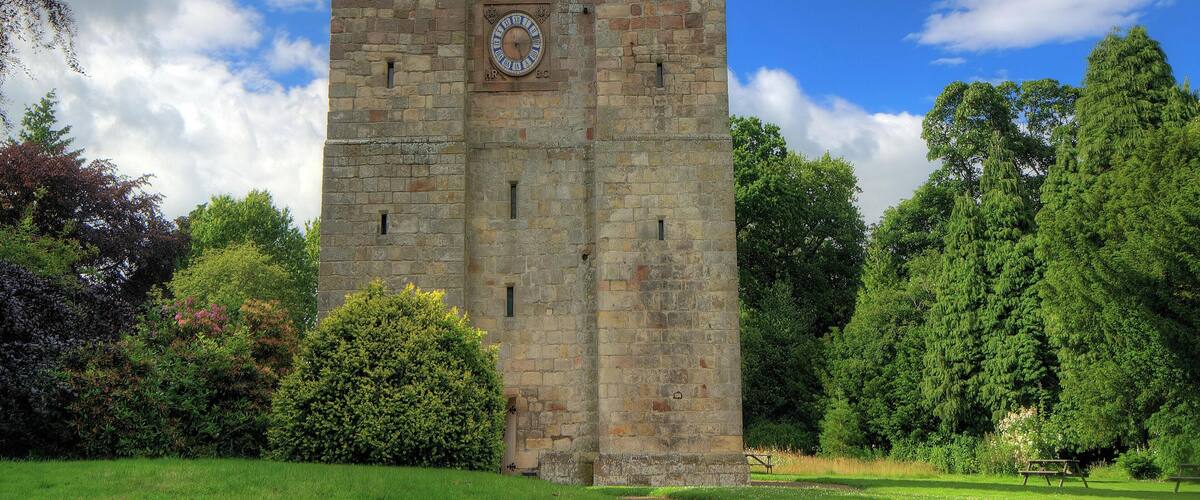 This is a photo of listed building number