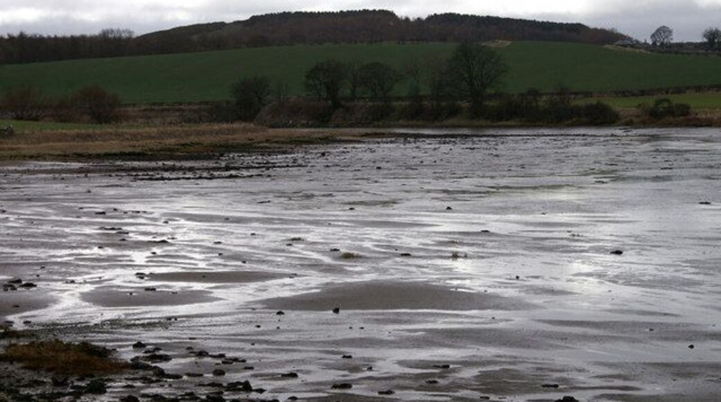 Budle Bay The southernmost part of the bay, where the Waren Burn enters.