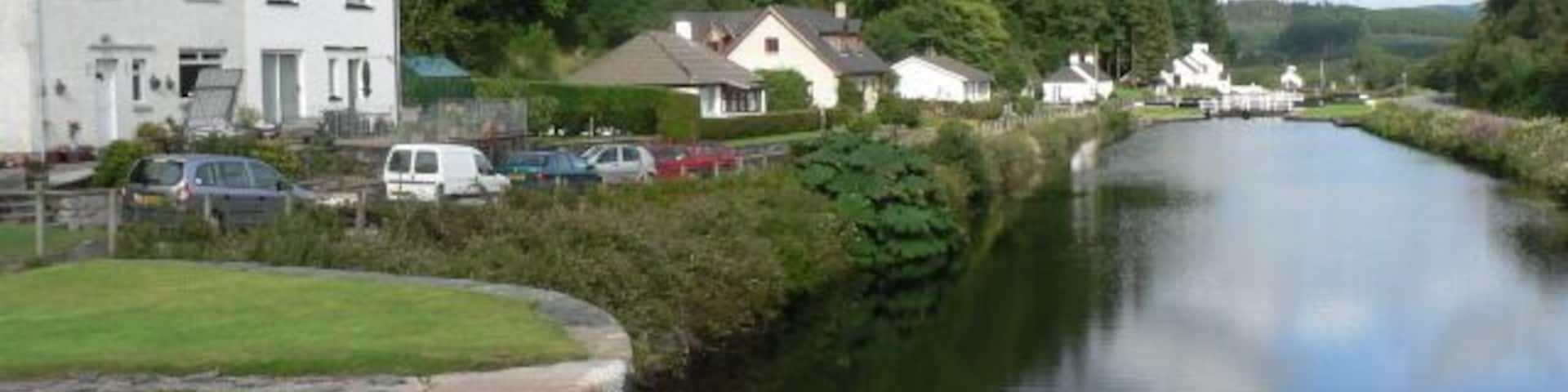 Cairnbaan: Crinan Canal Looking east along the canal from Lock 8.