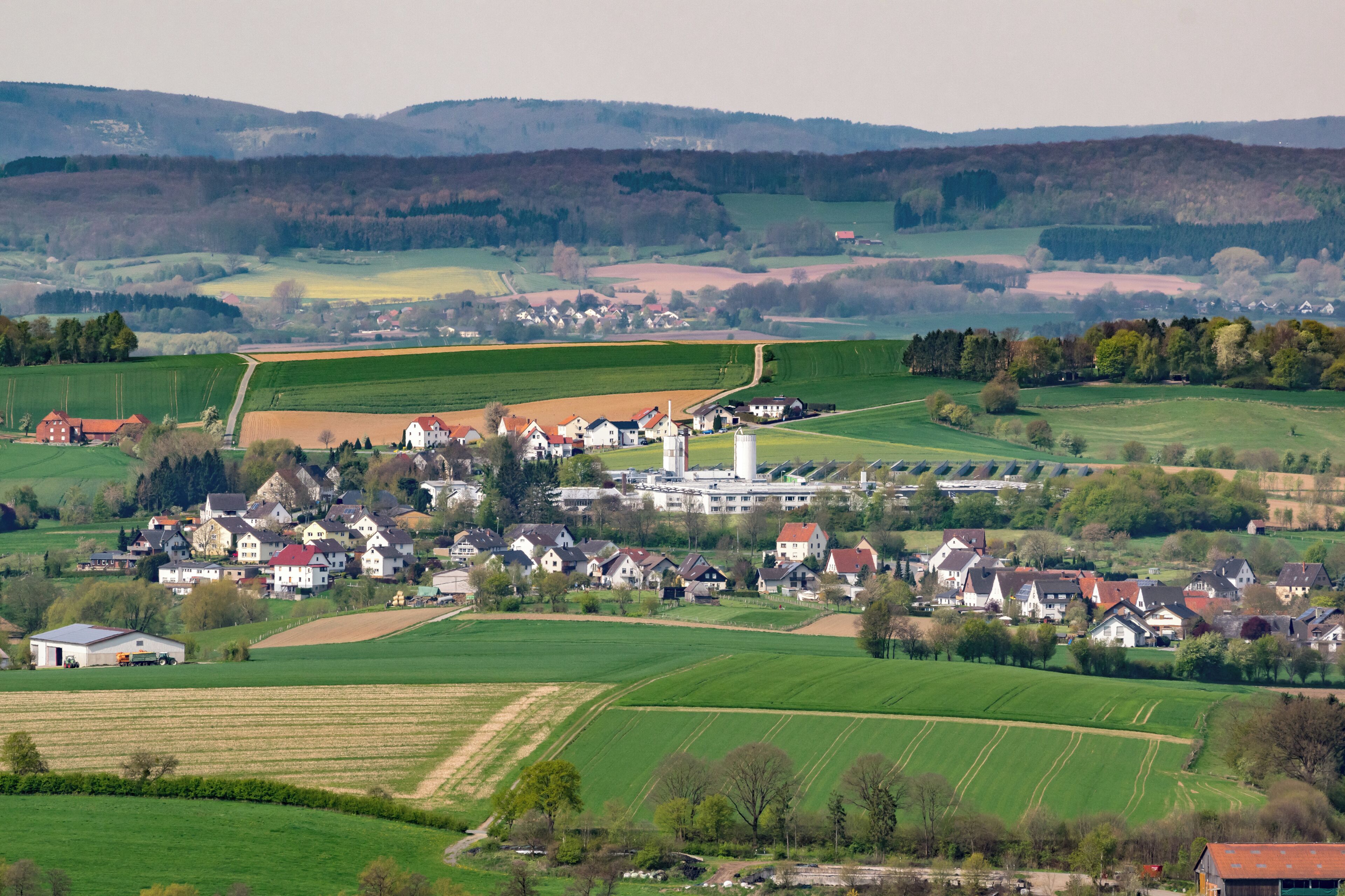 Aussicht vom Grafenblick bei Burg Schwalenberg auf Lothe