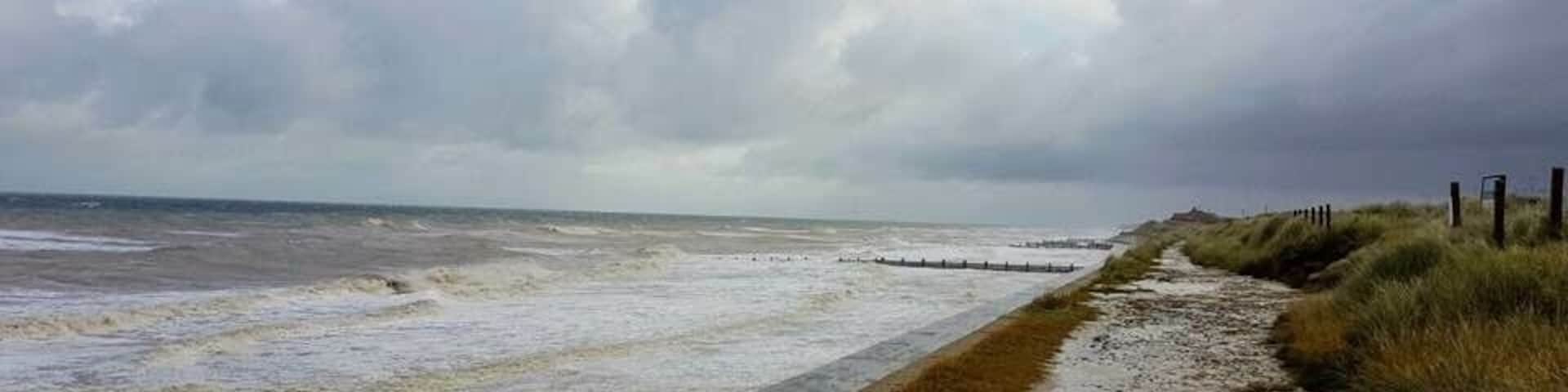 A remote Norfolk beach, perfect for dog walking! #takeahike #aquatrove