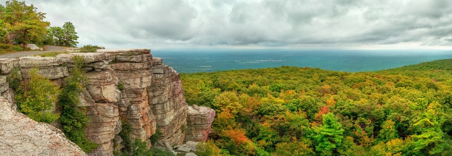Panoramic view in Minnewaska State Park Reserve, Upstate NY, USA