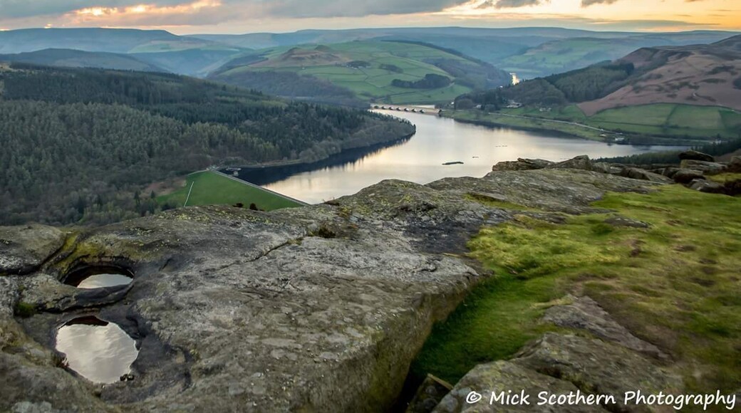 One of the best view points in Derbyshire, overlooking the Ladybower Reservoir