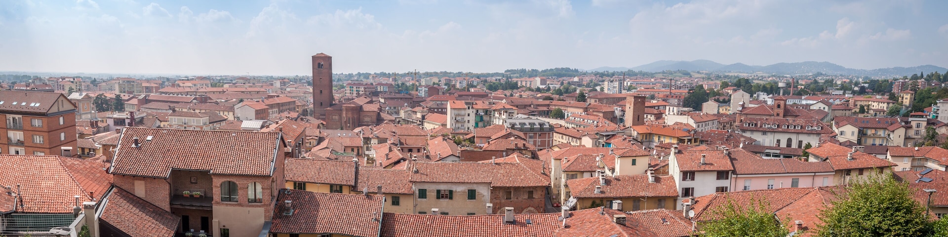 Vue générale de Chieri en Italie