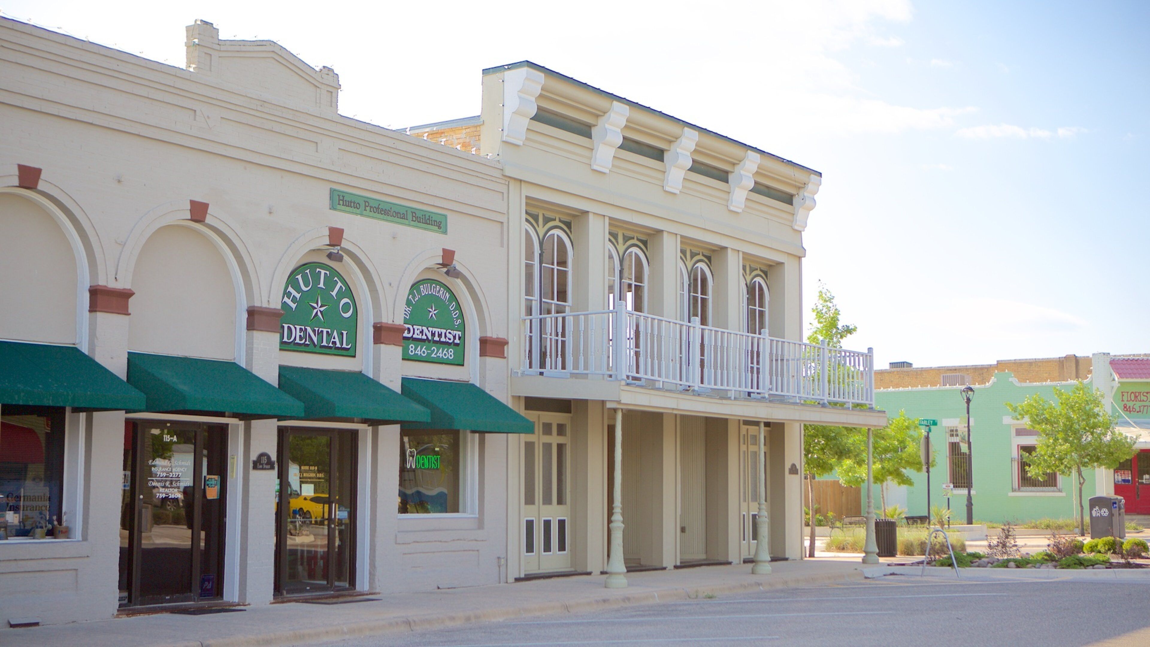 Hutto mit einem historische Architektur