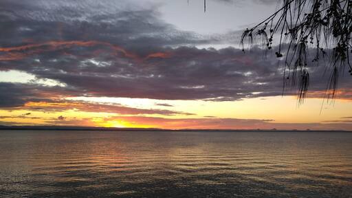 Sunset looking over Deception Bay to the Glasshouse Mountains. When it's too windy along the main beach of Redcliffe then this walking path is the perfect place to be. Follow it up with Fish & Chips at Morgan's Seafood and you have a perfect Sunday evening. #LifeAtExpedia