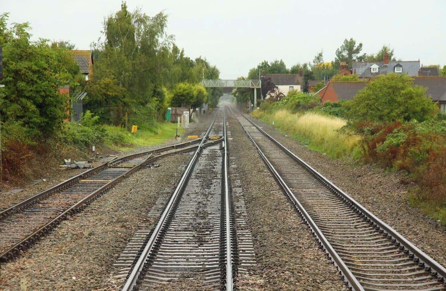 Point out of the Up Goods Loop at Eckington Freight trains are routed into the Goods Loop to allow faster passenger trains to pass.