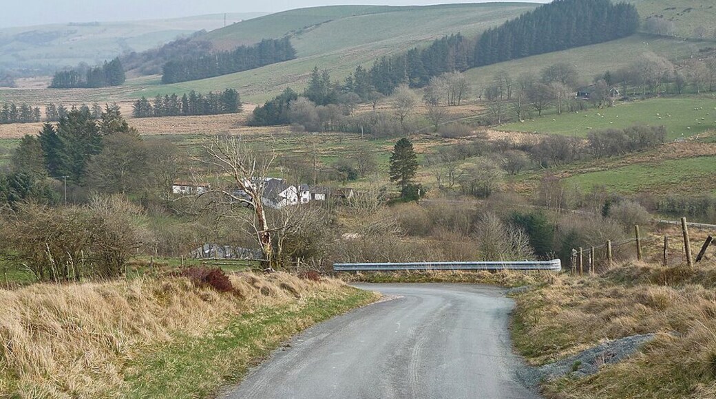 Steep road in Cwm Troedyresgair In its climb up the cwm away from the floor of the Gwy/Wye valley.