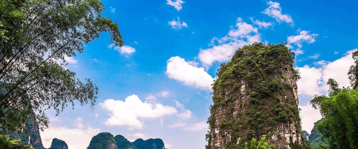 Make a sudden journey,here is beautiful #Yangshuo of Guilin,China.
https://twitter.com/Beautifulgx