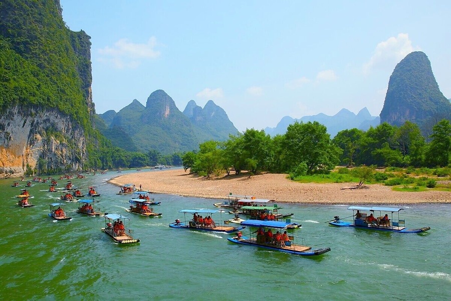 Travelling in the #Liriver painting of Guilin,one of the beautiful place in the world.
https://twitter.com/Beautifulgx