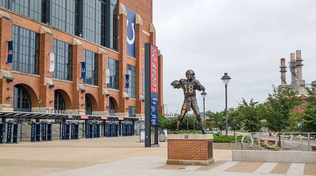 Lucas Oil Stadium which includes a statue or sculpture