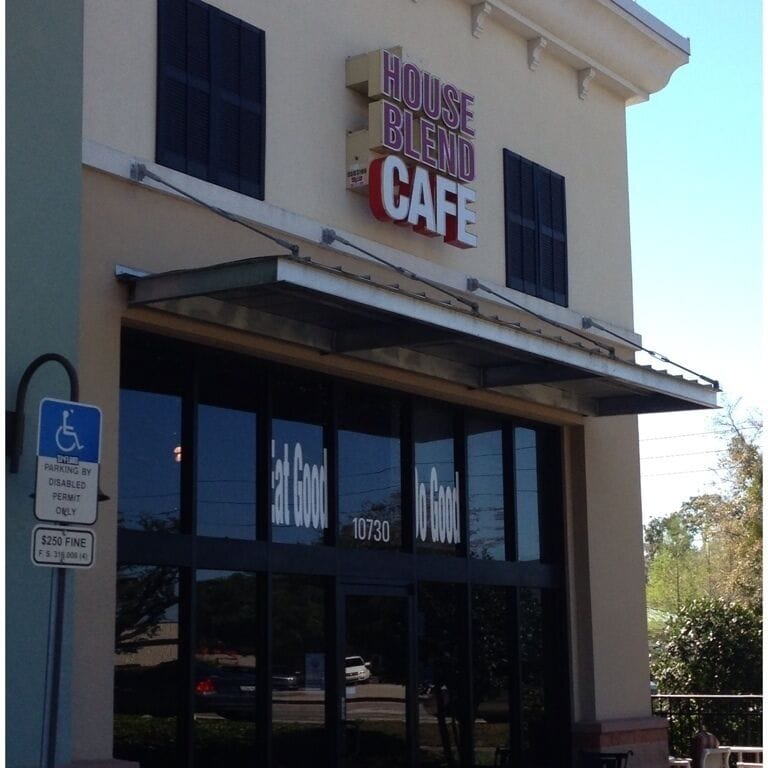 House Blend Cafe (10730 W Colonial Dr) great little spot to have a very good cup of coffee an the food is excellent too. Bonus -- all net profits are contributes back to the community. Try it out. 