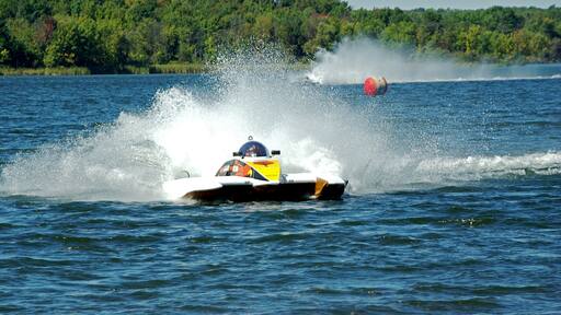 Hydroplane racing on the 500 acre Stony Creek Lake.