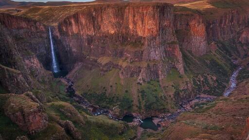 Maletsunyane Falls
The 'Place of Smoke' was named after a French missionary reported the waterfalls existence in 1881, and is the highest single-drop waterfall in Africa, with a flow of water falling 192 m.