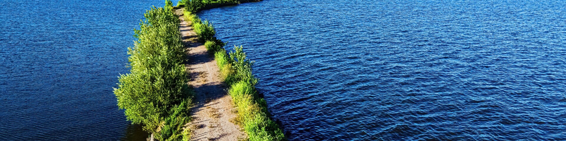 View of a breakwall on the fox river