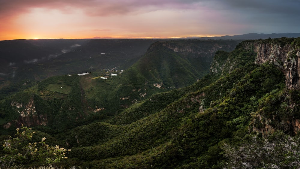 Colorful sunrise at cliffs in Huaca