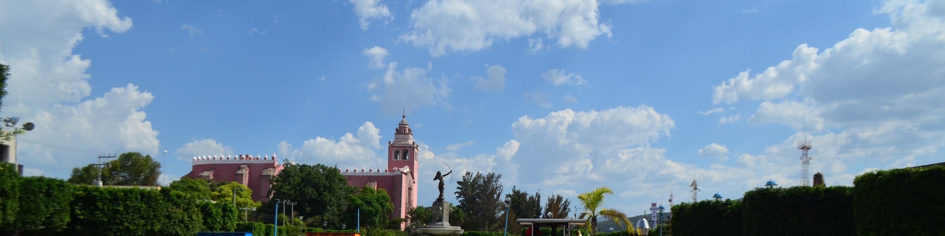 La original Diana Cazadora se encuentra en la comunidad de Ixmiquilpan , antes de esto estaba en Av Reforma de la CDMX