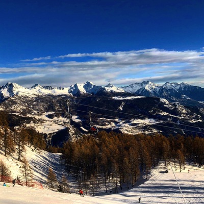 A marvellous skiing!