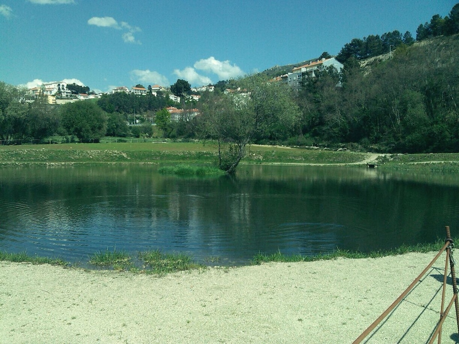 #TroveOn
Quinta do Crestelo is integrated in a farm of 22 acres in a verdant valley in the foothills of the Serra da Estrela (North Side). An area with a history full of tradition, authenticity and with a variety of native fauna and flora.
