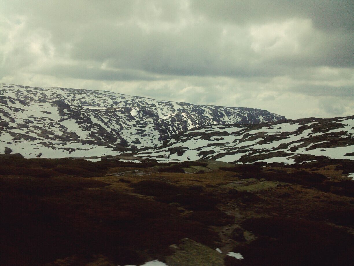 #TroveOn
Serra da Estrela is the name given to the mountain range with the highest altitudes of #Portugal (the second highest mountain in Portugal). The Serra da Estrela is a zone of integrated landscape in the Serra da Estrela Natural Park, the largest protected area in Portuguese soil.
Besides the snow, the extraordinary flora and fauna, the traveler is also attracted by the topography of colossal proportions, as well as the human, cultural, historic and gastronomic richness of the region.

#SerraEstrela #NaturalPark #snow #mountain
